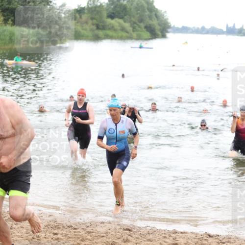 21.06.2026 - 29. Vierlanden-Triathlon Andreas Tolksdorf http://msf.ph/oto/9852156 21.06.2026 10:19:21 Schwimmen 502, 518, 522, 527, 548, 566, 603, 624 meine-sportfotos.de
