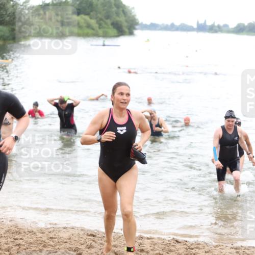 21.06.2026 - 29. Vierlanden-Triathlon Andreas Tolksdorf http://msf.ph/oto/9852229 21.06.2026 10:19:29 Schwimmen 498, 502, 518, 522, 523, 527, 534, 548, 566, 580, 581, 594, 603, 1357 meine-sportfotos.de