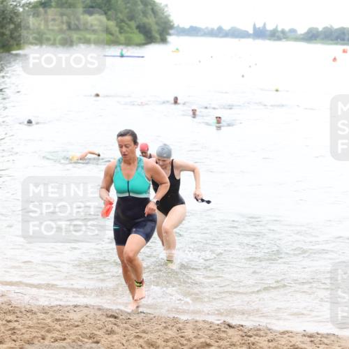 21.06.2026 - 29. Vierlanden-Triathlon Andreas Tolksdorf http://msf.ph/oto/9852310 21.06.2026 10:19:40 Schwimmen 498, 505, 523, 579, 581, 594, 1357 meine-sportfotos.de