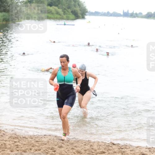 21.06.2026 - 29. Vierlanden-Triathlon Andreas Tolksdorf http://msf.ph/oto/9852313 21.06.2026 10:19:40 Schwimmen 498, 505, 523, 579, 581, 594, 1357 meine-sportfotos.de