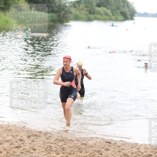 21.06.2026 - 29. Vierlanden-Triathlon Andreas Tolksdorf http://msf.ph/oto/9852329 21.06.2026 10:19:49 Schwimmen 314, 568, 586 meine-sportfotos.de