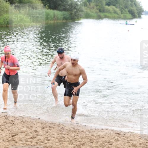 21.06.2026 - 29. Vierlanden-Triathlon Andreas Tolksdorf http://msf.ph/oto/9852374 21.06.2026 10:20:19 Schwimmen 366, 489, 559, 572, 616, 619 meine-sportfotos.de