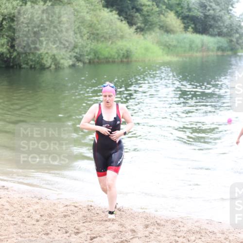 21.06.2026 - 29. Vierlanden-Triathlon Andreas Tolksdorf http://msf.ph/oto/9852463 21.06.2026 10:23:14 Schwimmen 500, 554 meine-sportfotos.de