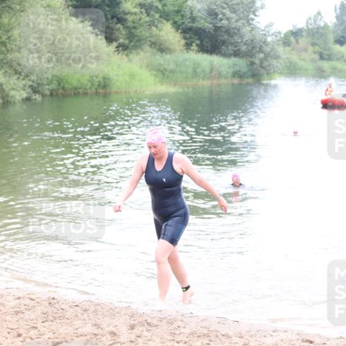 21.06.2026 - 29. Vierlanden-Triathlon Andreas Tolksdorf http://msf.ph/oto/9852467 21.06.2026 10:23:17 Schwimmen 500, 554 meine-sportfotos.de