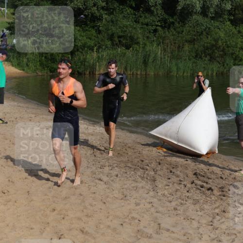21.06.2026 - 29. Vierlanden-Triathlon Andreas Tolksdorf http://msf.ph/oto/9852556 21.06.2026 08:32:44 Schwimmen 2, 16, 26, 47 meine-sportfotos.de