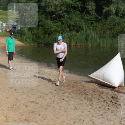 21.06.2026 - 29. Vierlanden-Triathlon Andreas Tolksdorf http://msf.ph/oto/9852570 21.06.2026 08:32:51 Schwimmen 2, 47 meine-sportfotos.de