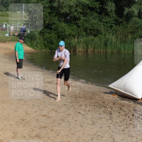 21.06.2026 - 29. Vierlanden-Triathlon Andreas Tolksdorf http://msf.ph/oto/9852577 21.06.2026 08:32:51 Schwimmen 2, 47 meine-sportfotos.de