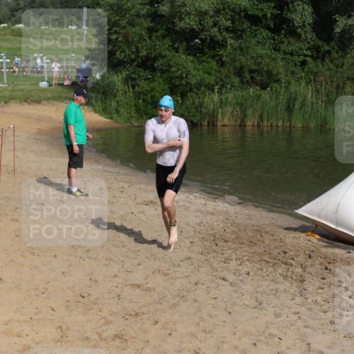 21.06.2026 - 29. Vierlanden-Triathlon Andreas Tolksdorf http://msf.ph/oto/9852580 21.06.2026 08:32:51 Schwimmen 2, 47 meine-sportfotos.de
