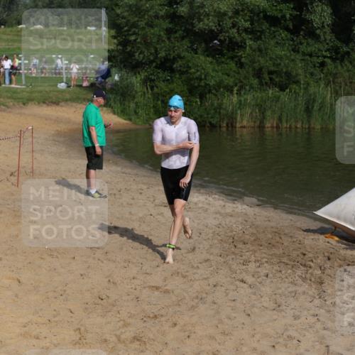 21.06.2026 - 29. Vierlanden-Triathlon Andreas Tolksdorf http://msf.ph/oto/9852583 21.06.2026 08:32:51 Schwimmen 2, 47 meine-sportfotos.de
