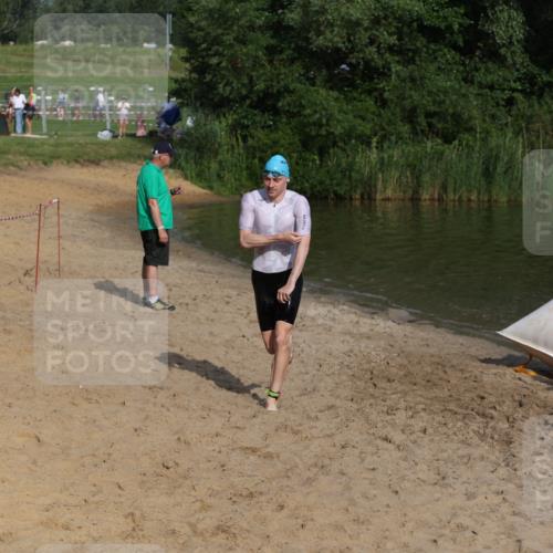 21.06.2026 - 29. Vierlanden-Triathlon Andreas Tolksdorf http://msf.ph/oto/9852584 21.06.2026 08:32:51 Schwimmen 2, 47 meine-sportfotos.de