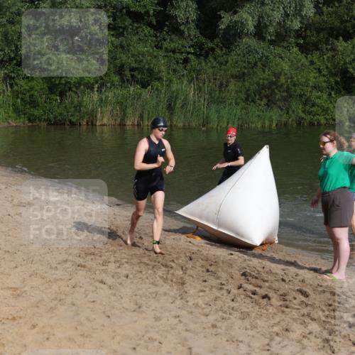 21.06.2026 - 29. Vierlanden-Triathlon Andreas Tolksdorf http://msf.ph/oto/9852610 21.06.2026 08:33:43 Schwimmen  meine-sportfotos.de