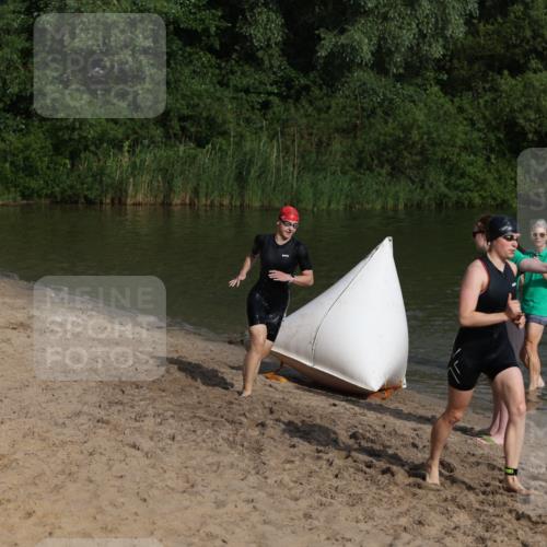 21.06.2026 - 29. Vierlanden-Triathlon Andreas Tolksdorf http://msf.ph/oto/9852620 21.06.2026 08:33:44 Schwimmen  meine-sportfotos.de