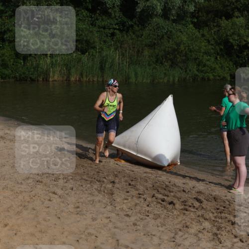 21.06.2026 - 29. Vierlanden-Triathlon Andreas Tolksdorf http://msf.ph/oto/9852630 21.06.2026 08:34:40 Schwimmen  meine-sportfotos.de