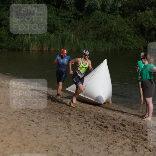 21.06.2026 - 29. Vierlanden-Triathlon Andreas Tolksdorf http://msf.ph/oto/9852634 21.06.2026 08:34:40 Schwimmen  meine-sportfotos.de