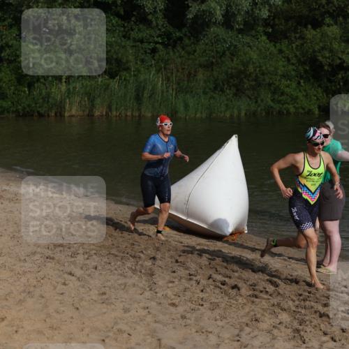 21.06.2026 - 29. Vierlanden-Triathlon Andreas Tolksdorf http://msf.ph/oto/9852640 21.06.2026 08:34:41 Schwimmen  meine-sportfotos.de
