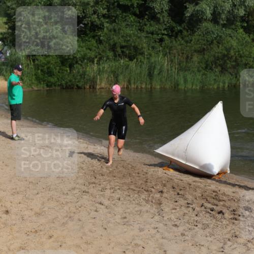 21.06.2026 - 29. Vierlanden-Triathlon Andreas Tolksdorf http://msf.ph/oto/9852663 21.06.2026 08:34:52 Schwimmen  meine-sportfotos.de