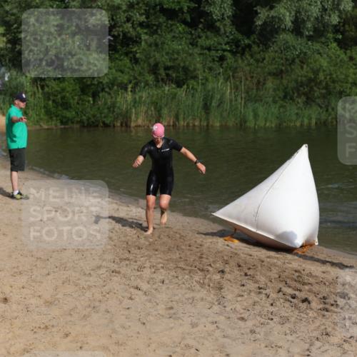 21.06.2026 - 29. Vierlanden-Triathlon Andreas Tolksdorf http://msf.ph/oto/9852664 21.06.2026 08:34:52 Schwimmen  meine-sportfotos.de