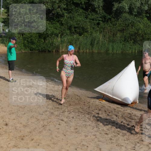 21.06.2026 - 29. Vierlanden-Triathlon Andreas Tolksdorf http://msf.ph/oto/9852708 21.06.2026 08:35:10 Schwimmen 79, 216 meine-sportfotos.de