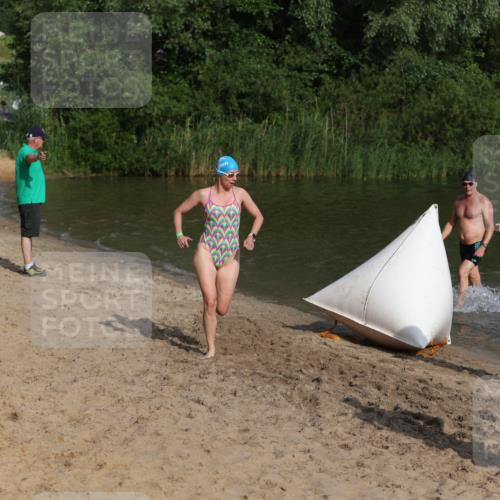 21.06.2026 - 29. Vierlanden-Triathlon Andreas Tolksdorf http://msf.ph/oto/9852711 21.06.2026 08:35:10 Schwimmen 79, 216 meine-sportfotos.de