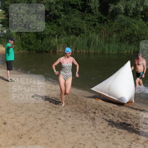 21.06.2026 - 29. Vierlanden-Triathlon Andreas Tolksdorf http://msf.ph/oto/9852712 21.06.2026 08:35:10 Schwimmen 79, 216 meine-sportfotos.de