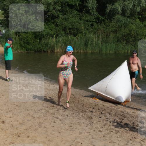 21.06.2026 - 29. Vierlanden-Triathlon Andreas Tolksdorf http://msf.ph/oto/9852715 21.06.2026 08:35:10 Schwimmen 79, 216 meine-sportfotos.de
