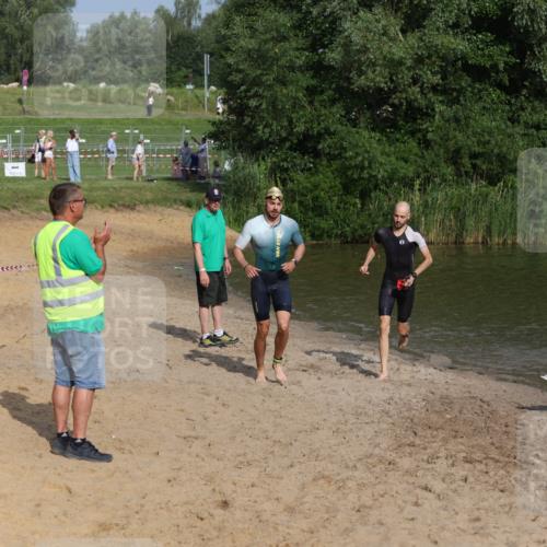 21.06.2026 - 29. Vierlanden-Triathlon Andreas Tolksdorf http://msf.ph/oto/9852739 21.06.2026 08:35:23 Schwimmen 23, 49 meine-sportfotos.de