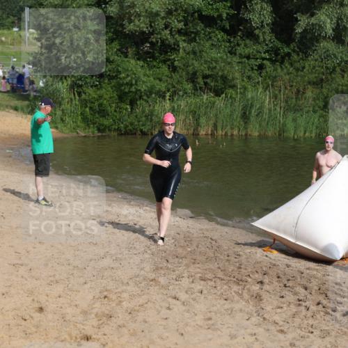 21.06.2026 - 29. Vierlanden-Triathlon Andreas Tolksdorf http://msf.ph/oto/9852756 21.06.2026 08:35:41 Schwimmen  meine-sportfotos.de