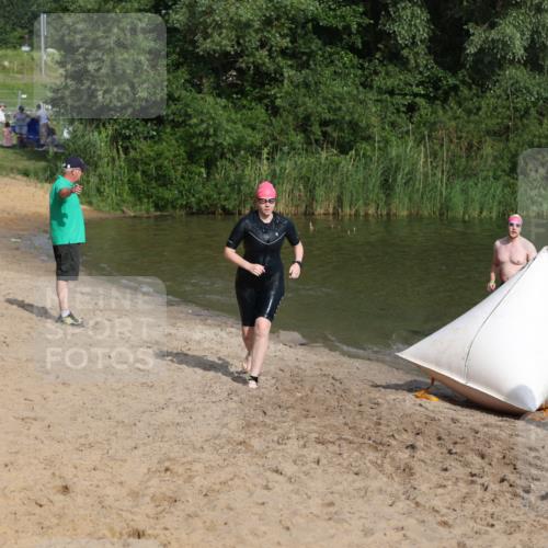 21.06.2026 - 29. Vierlanden-Triathlon Andreas Tolksdorf http://msf.ph/oto/9852757 21.06.2026 08:35:41 Schwimmen  meine-sportfotos.de