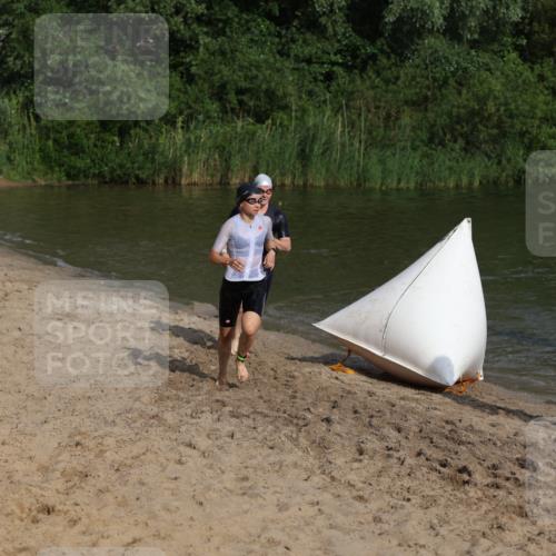 21.06.2026 - 29. Vierlanden-Triathlon Andreas Tolksdorf http://msf.ph/oto/9852781 21.06.2026 08:35:49 Schwimmen  meine-sportfotos.de