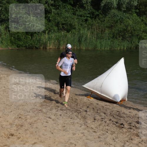 21.06.2026 - 29. Vierlanden-Triathlon Andreas Tolksdorf http://msf.ph/oto/9852783 21.06.2026 08:35:49 Schwimmen  meine-sportfotos.de