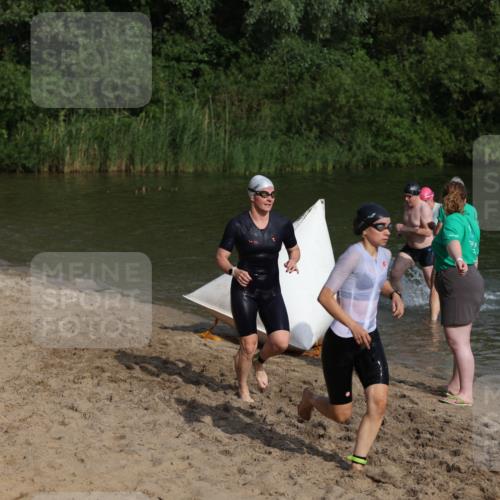 21.06.2026 - 29. Vierlanden-Triathlon Andreas Tolksdorf http://msf.ph/oto/9852795 21.06.2026 08:35:51 Schwimmen  meine-sportfotos.de