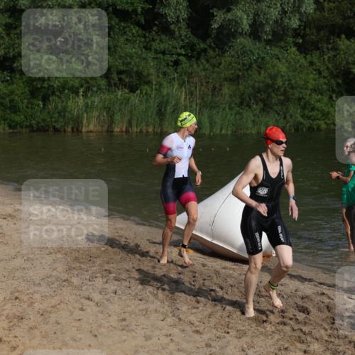 21.06.2026 - 29. Vierlanden-Triathlon Andreas Tolksdorf http://msf.ph/oto/9852821 21.06.2026 08:36:01 Schwimmen  meine-sportfotos.de