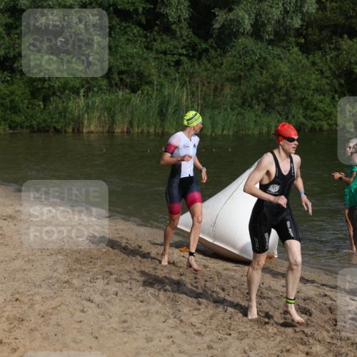 21.06.2026 - 29. Vierlanden-Triathlon Andreas Tolksdorf http://msf.ph/oto/9852822 21.06.2026 08:36:02 Schwimmen  meine-sportfotos.de