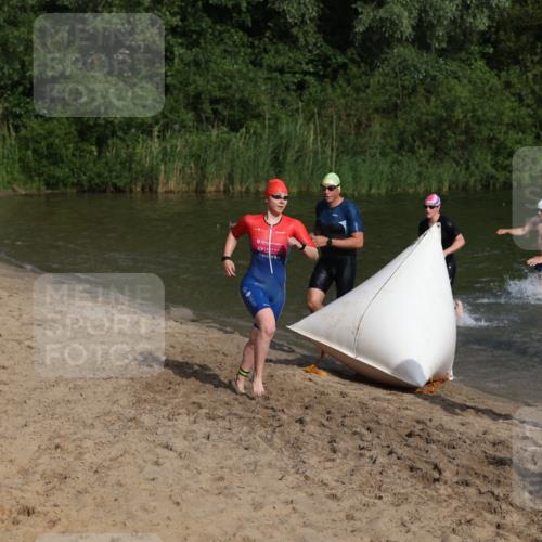21.06.2026 - 29. Vierlanden-Triathlon Andreas Tolksdorf http://msf.ph/oto/9852843 21.06.2026 08:36:11 Schwimmen  meine-sportfotos.de