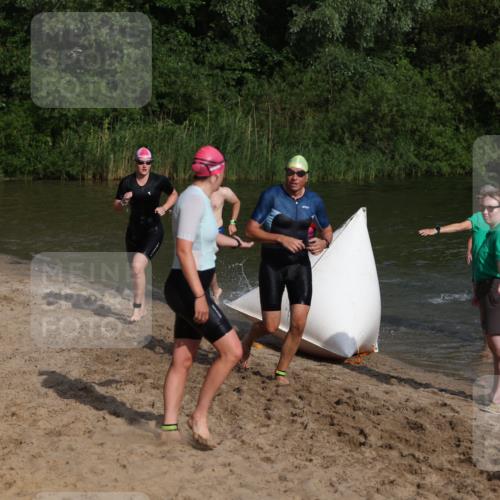21.06.2026 - 29. Vierlanden-Triathlon Andreas Tolksdorf http://msf.ph/oto/9852850 21.06.2026 08:36:14 Schwimmen  meine-sportfotos.de