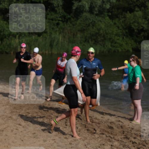 21.06.2026 - 29. Vierlanden-Triathlon Andreas Tolksdorf http://msf.ph/oto/9852854 21.06.2026 08:36:14 Schwimmen  meine-sportfotos.de