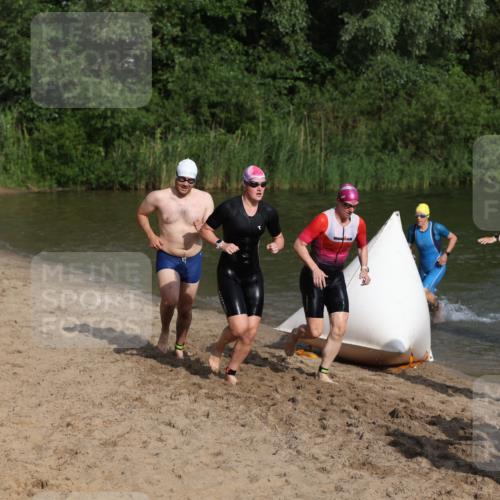 21.06.2026 - 29. Vierlanden-Triathlon Andreas Tolksdorf http://msf.ph/oto/9852860 21.06.2026 08:36:15 Schwimmen  meine-sportfotos.de