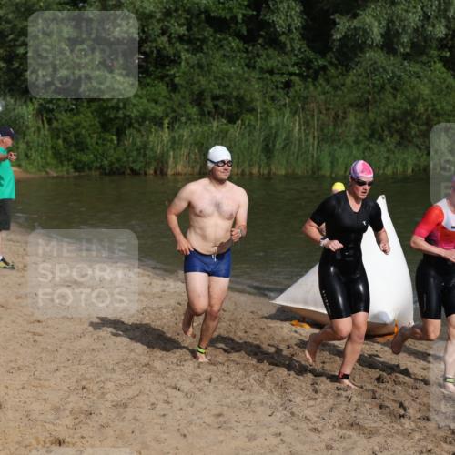 21.06.2026 - 29. Vierlanden-Triathlon Andreas Tolksdorf http://msf.ph/oto/9852863 21.06.2026 08:36:16 Schwimmen  meine-sportfotos.de