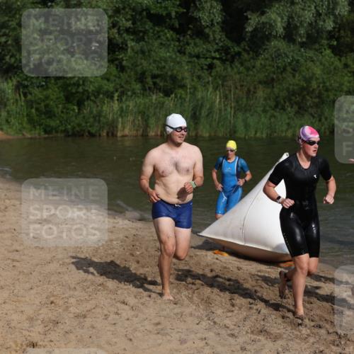 21.06.2026 - 29. Vierlanden-Triathlon Andreas Tolksdorf http://msf.ph/oto/9852869 21.06.2026 08:36:16 Schwimmen  meine-sportfotos.de