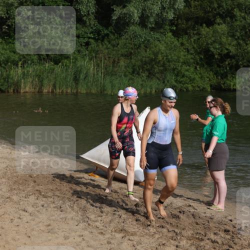 21.06.2026 - 29. Vierlanden-Triathlon Andreas Tolksdorf http://msf.ph/oto/9852924 21.06.2026 08:36:32 Schwimmen 207 meine-sportfotos.de