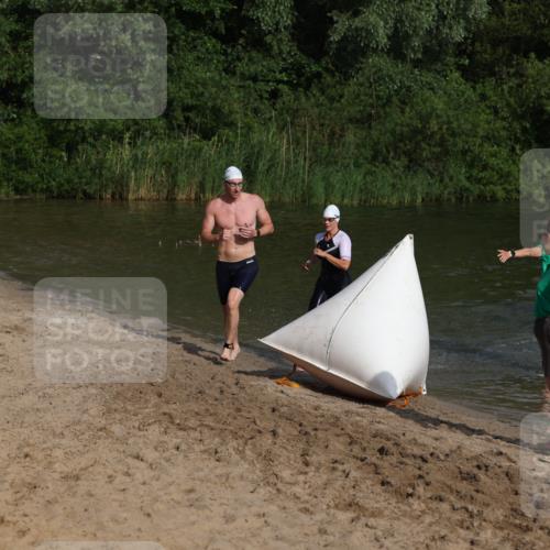 21.06.2026 - 29. Vierlanden-Triathlon Andreas Tolksdorf http://msf.ph/oto/9852926 21.06.2026 08:36:37 Schwimmen 207, 211 meine-sportfotos.de