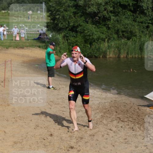 21.06.2026 - 29. Vierlanden-Triathlon Andreas Tolksdorf http://msf.ph/oto/9852949 21.06.2026 08:36:45 Schwimmen 207, 211 meine-sportfotos.de