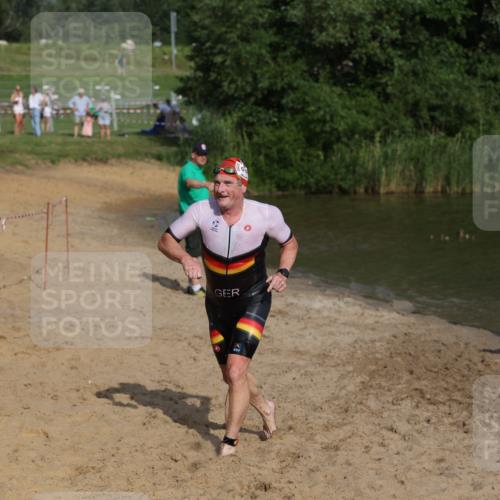21.06.2026 - 29. Vierlanden-Triathlon Andreas Tolksdorf http://msf.ph/oto/9852955 21.06.2026 08:36:46 Schwimmen 207, 211 meine-sportfotos.de