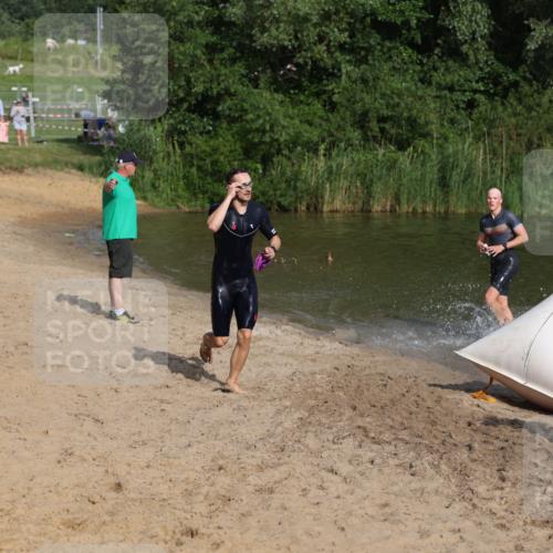 21.06.2026 - 29. Vierlanden-Triathlon Andreas Tolksdorf http://msf.ph/oto/9852977 21.06.2026 08:37:01 Schwimmen 24, 30, 63 meine-sportfotos.de