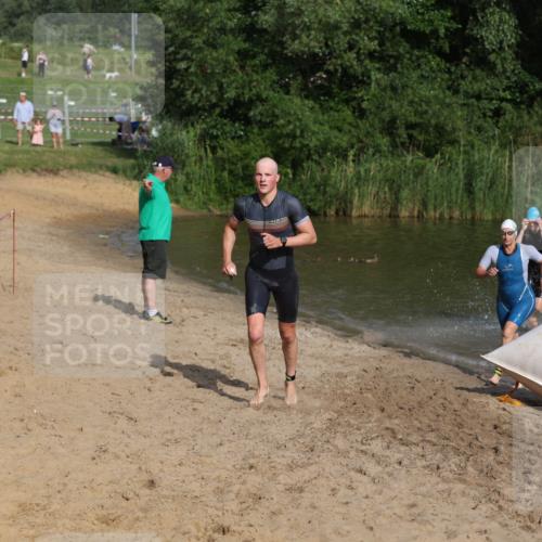 21.06.2026 - 29. Vierlanden-Triathlon Andreas Tolksdorf http://msf.ph/oto/9852992 21.06.2026 08:37:05 Schwimmen 24, 30, 63 meine-sportfotos.de