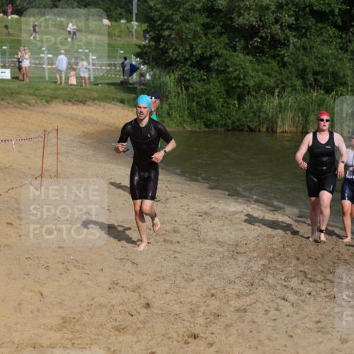 21.06.2026 - 29. Vierlanden-Triathlon Andreas Tolksdorf http://msf.ph/oto/9852995 21.06.2026 08:37:09 Schwimmen 24, 46, 63 meine-sportfotos.de
