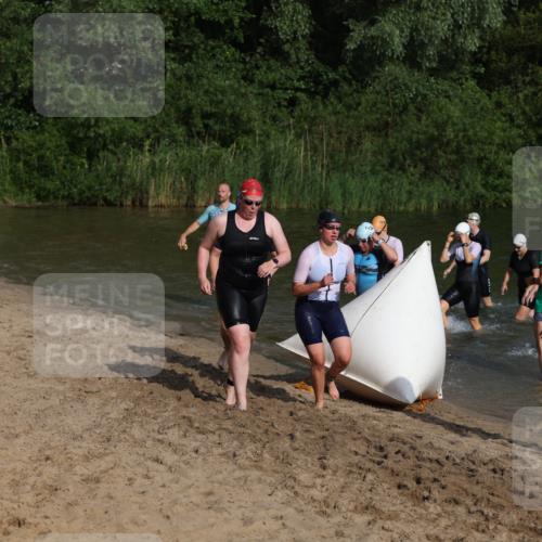 21.06.2026 - 29. Vierlanden-Triathlon Andreas Tolksdorf http://msf.ph/oto/9853004 21.06.2026 08:37:10 Schwimmen 46, 63 meine-sportfotos.de