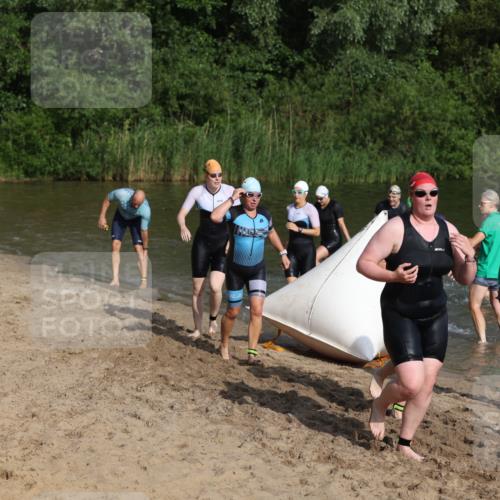 21.06.2026 - 29. Vierlanden-Triathlon Andreas Tolksdorf http://msf.ph/oto/9853015 21.06.2026 08:37:12 Schwimmen 46, 63 meine-sportfotos.de