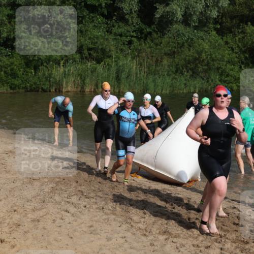 21.06.2026 - 29. Vierlanden-Triathlon Andreas Tolksdorf http://msf.ph/oto/9853016 21.06.2026 08:37:12 Schwimmen 46, 63 meine-sportfotos.de