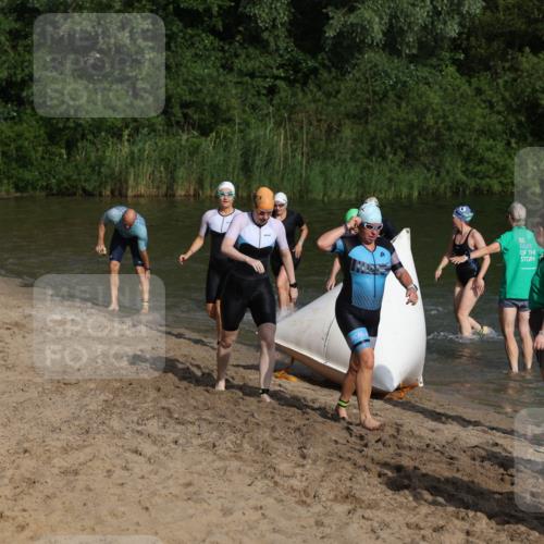 21.06.2026 - 29. Vierlanden-Triathlon Andreas Tolksdorf http://msf.ph/oto/9853020 21.06.2026 08:37:13 Schwimmen 46, 107 meine-sportfotos.de